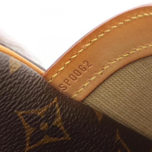 LOUIS VUITTON Brown Monogram Leather Shoulder Bag - Picture 6 of 10